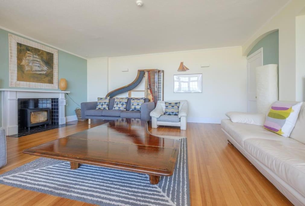 The Beach House-Devon- On The Beach- Sleeps 20 Villa Exmouth Dış mekan fotoğraf